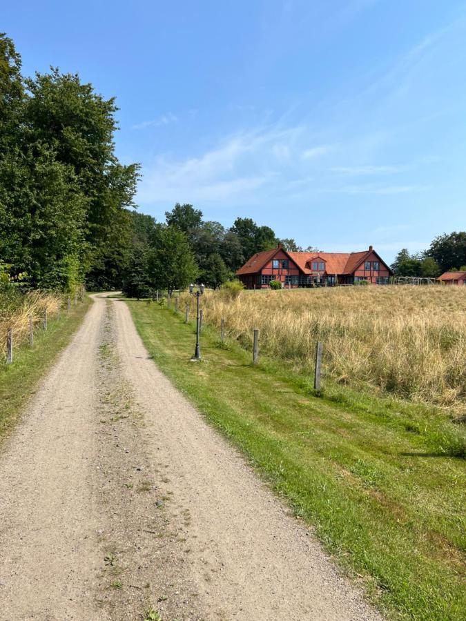 Villa Hasselbacken Simrishamn Exteriör bild